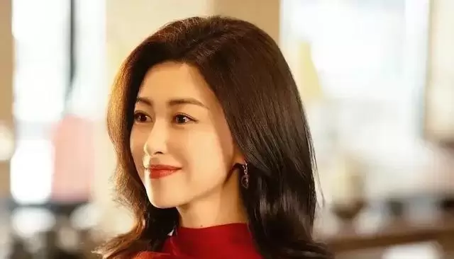 唐嫣赵又廷主演《爱情没有神话》央视开播，改编亦舒小说《独身女人》 | 资讯配图