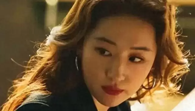 唐嫣赵又廷主演《爱情没有神话》央视开播，改编亦舒小说《独身女人》 | 情报图