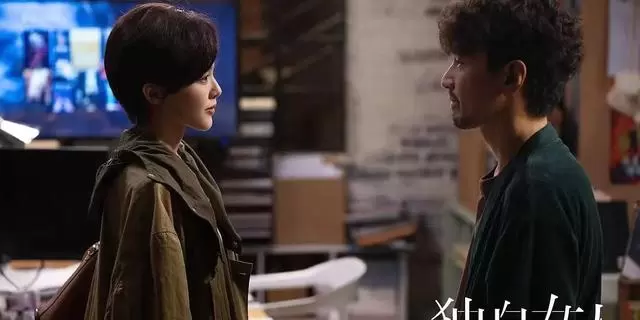 唐嫣赵又廷《爱情没有神话》上线四天登顶热度榜 | 现场图